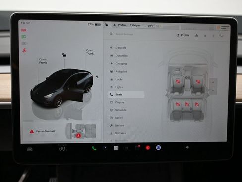 Used 2023 Tesla Model Y Long Range image 27