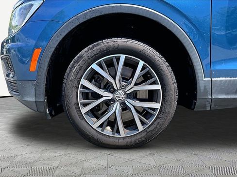 Used 2019 Volkswagen Tiguan SE image 21