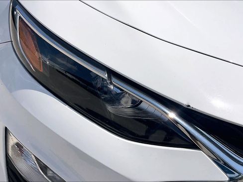 Used 2022 Chevrolet Malibu LT image 27