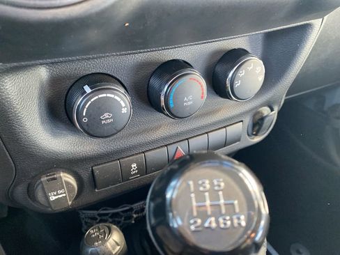 Used 2014 Jeep Wrangler Sport image 22