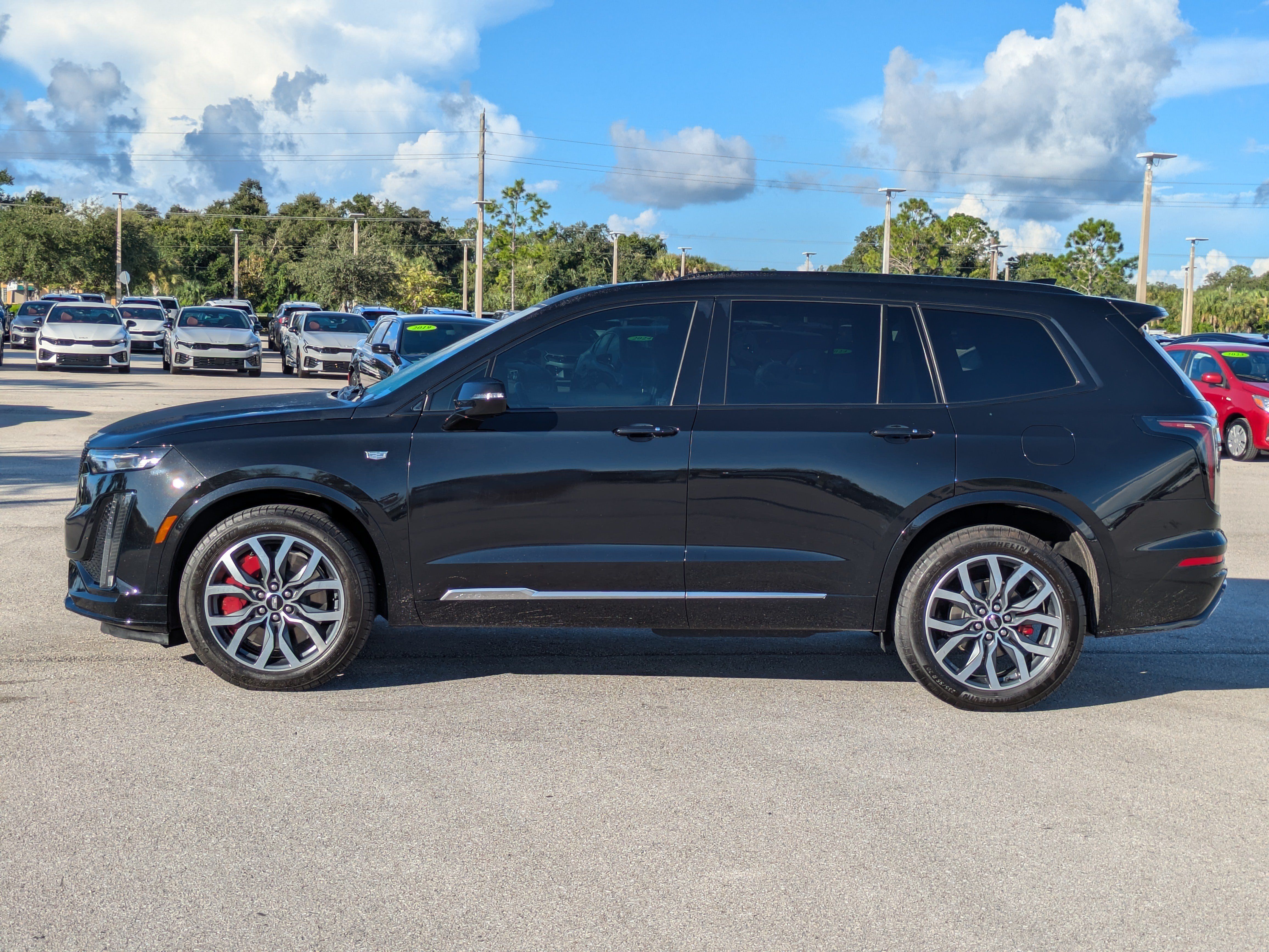 Used 2023 Cadillac XT6 Sport AWD/4WD image 7