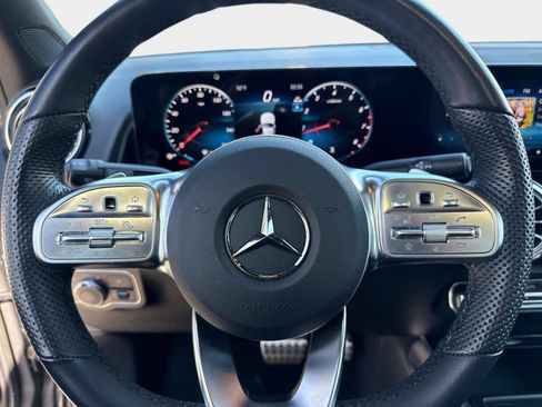 Used 2023 Mercedes-Benz GLB 250 GLB 250 image 33