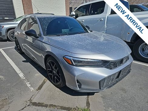 Used 2025 Honda Civic Sport image 1
