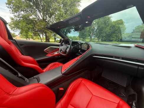 Used 2023 Chevrolet Corvette Stingray Preferred Conv w/ 2LT RWD image 30