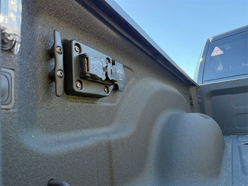 New 2025 RAM 2500 Limited image 31