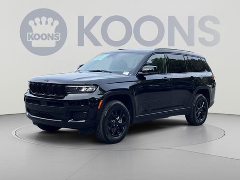 Used 2025 Jeep Grand Cherokee L Altitude AWD/4WD image 5