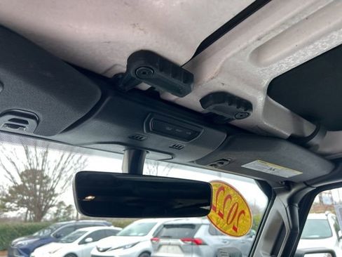 Used 2022 Jeep Gladiator Overland image 25