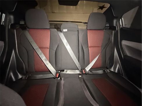 Used 2020 Subaru Impreza 2.0i Sport image 31