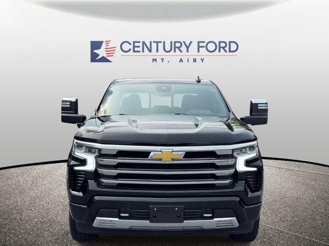 Used 2024 Chevrolet Silverado 1500 High Country w/ High Country Premium Package AWD/4WD image 6