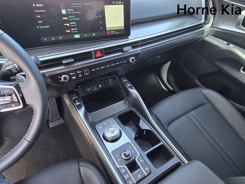 New 2025 Kia Sorento EX image 14