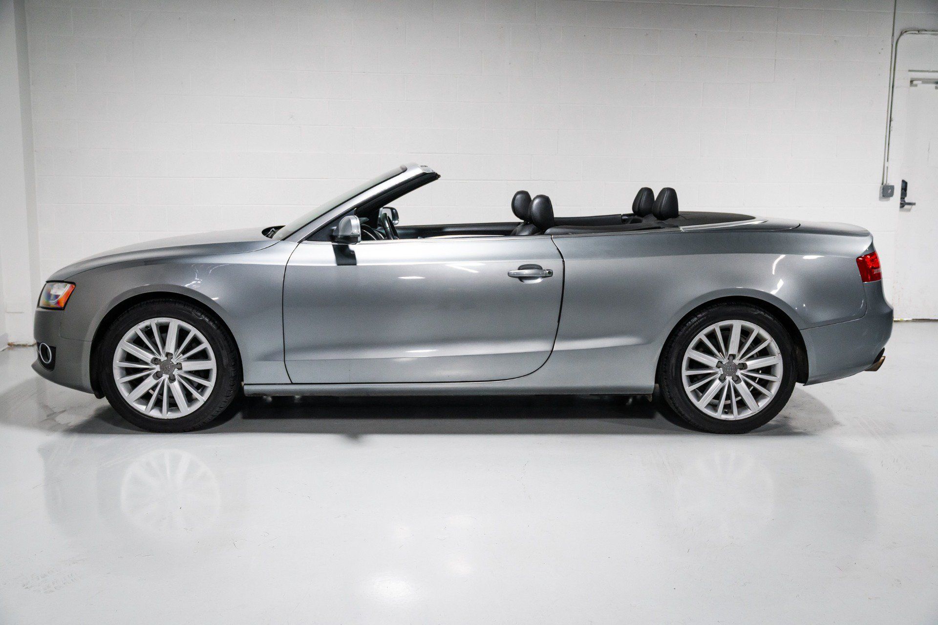 Used 2011 Audi A5 2.0T Premium Plus AWD/4WD image 6