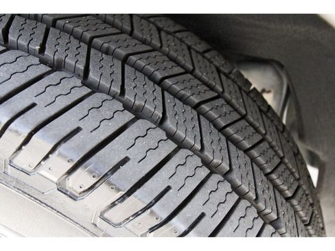 Used 2021 Ford Expedition XLT RWD image 34