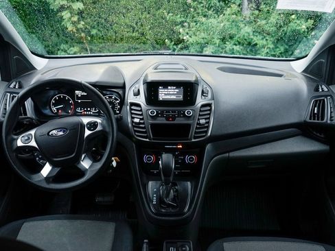 Used 2021 Ford Transit Connect XL image 24