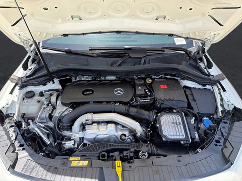 Used 2026 Mercedes-Benz GLA 250 image 14