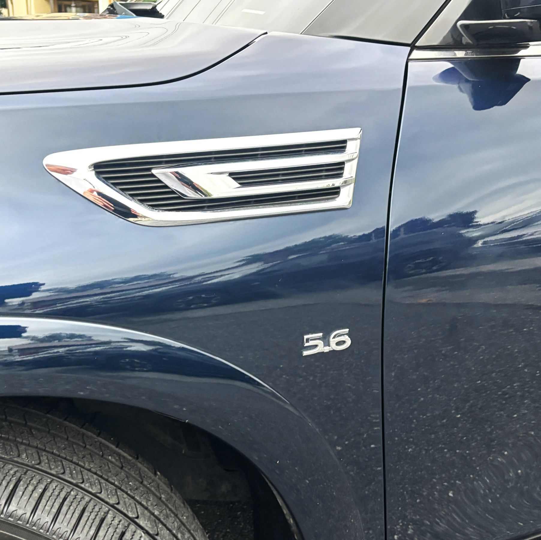 Used 2019 INFINITI QX80 Luxe AWD/4WD image 38