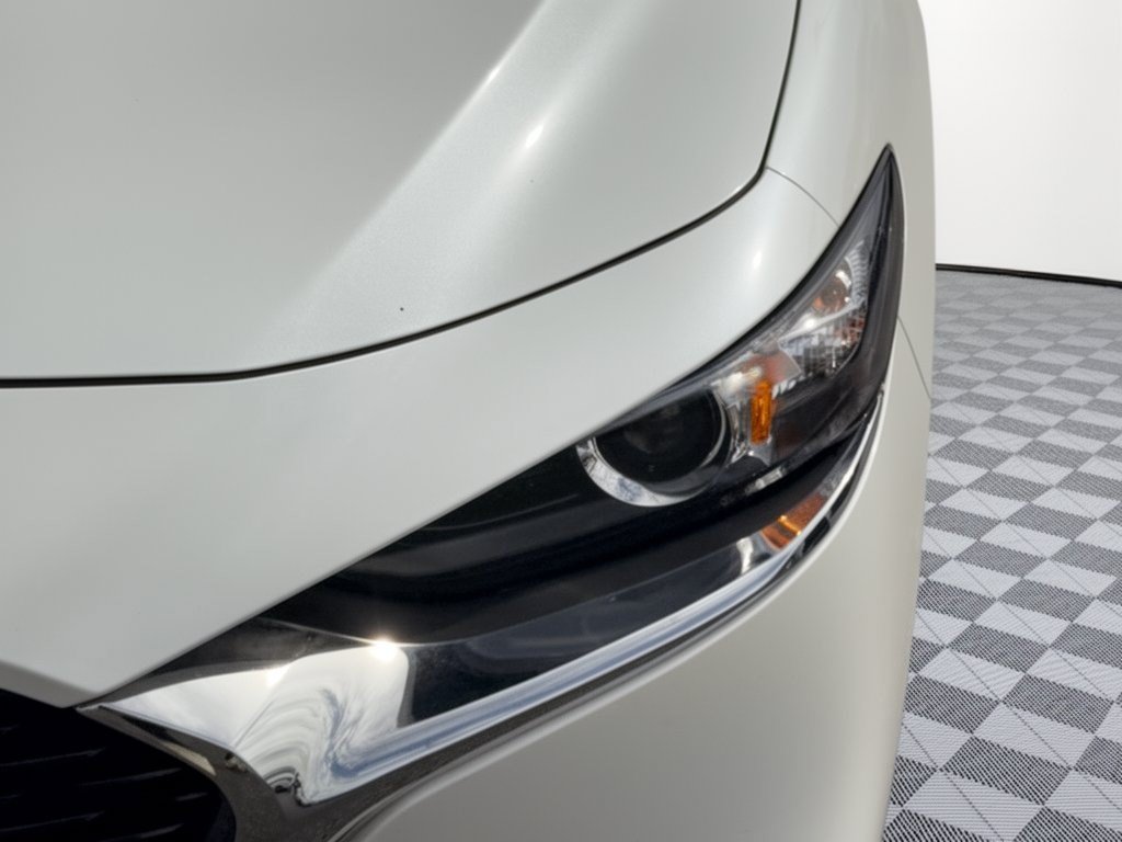 Used 2023 MAZDA MAZDA3 s FWD image 12