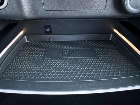 Used 2021 Nissan Rogue Platinum FWD image 39