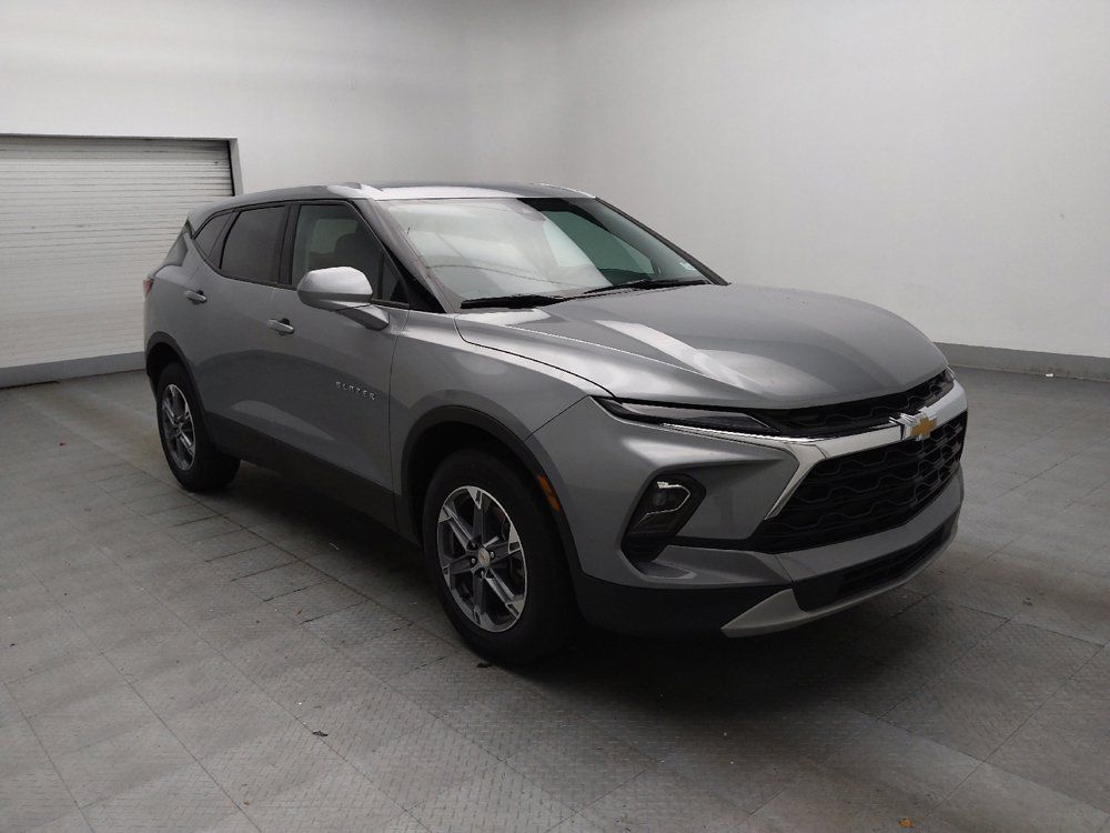 Used 2025 Chevrolet Blazer LT AWD/4WD image 13