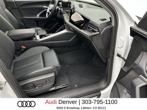 Used 2025 Audi Q5 Premium w/ Premium Plus AWD/4WD image 25