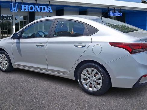 Used 2019 Hyundai Accent SE FWD image 6