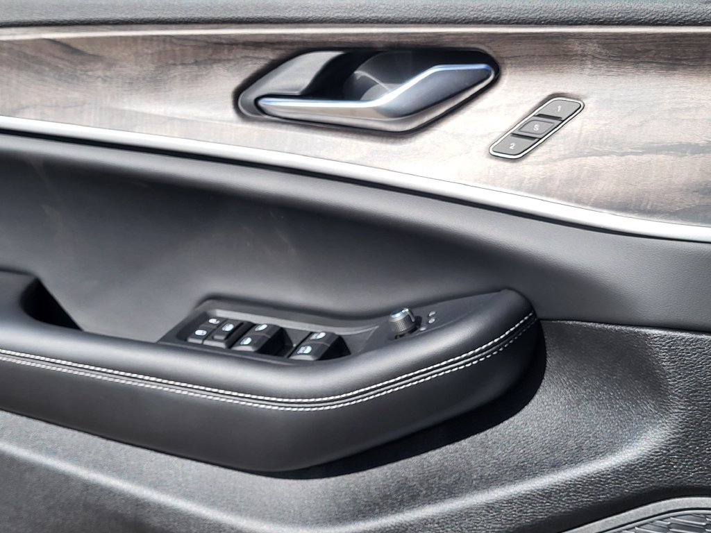 New 2027 Jeep Grand Cherokee Limited AWD/4WD image 28