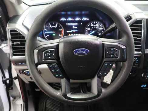 Used 2018 Ford F250 XLT w/ XLT Premium Package AWD/4WD image 40