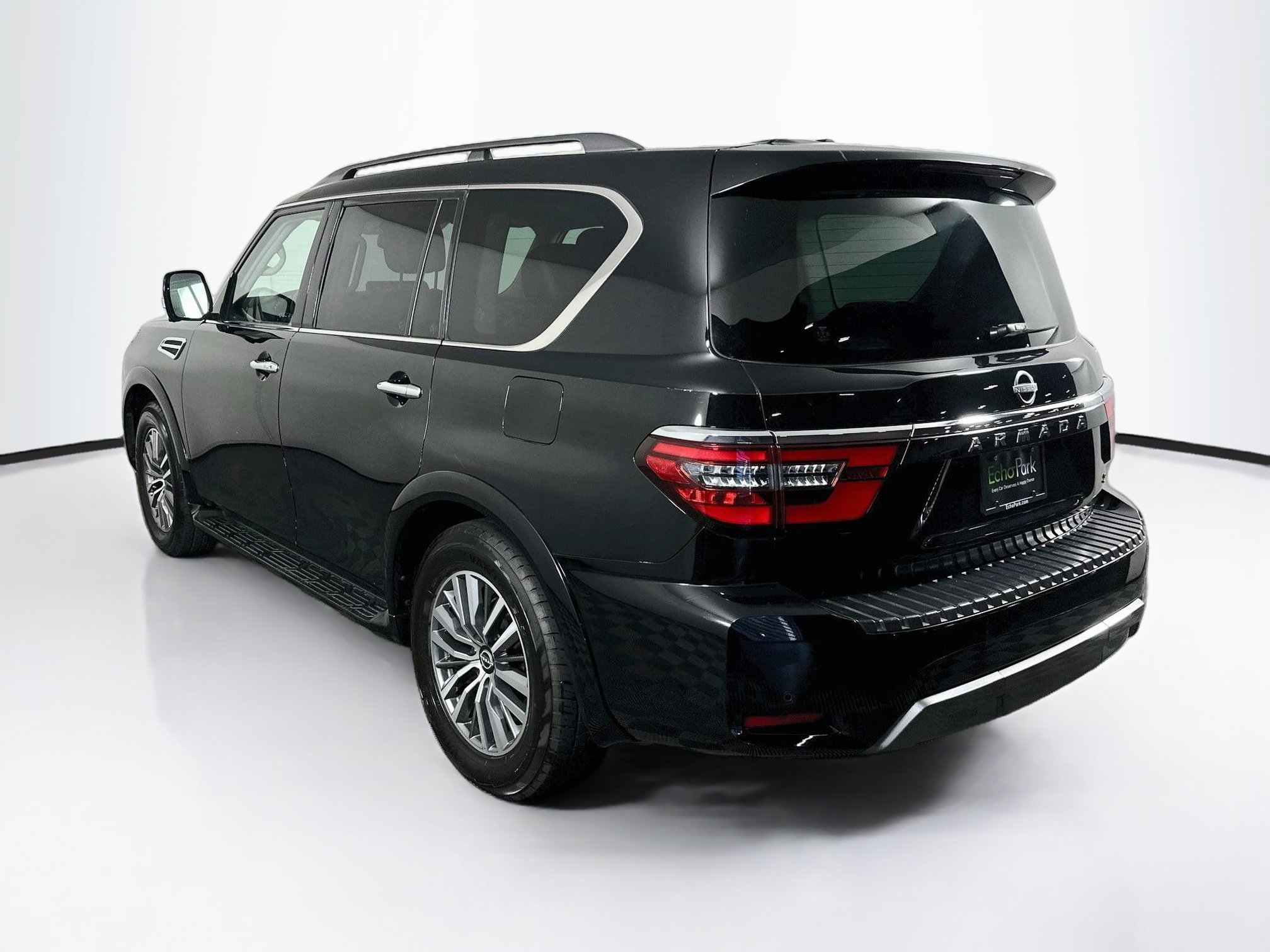 Used 2023 Nissan Armada SL RWD image 5