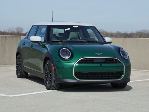 New 2026 MINI Cooper S image 1