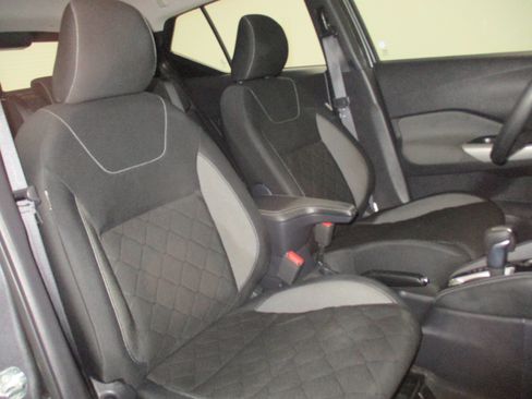 Used 2020 Nissan Kicks SV w/ Exterior Package FWD image 20