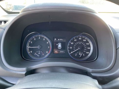 Used 2019 Hyundai Kona Limited image 18