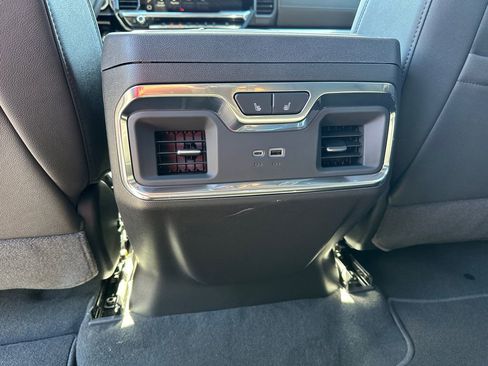 New 2026 GMC Sierra 1500 SLT w/ SLT Premium Plus Package AWD/4WD image 23