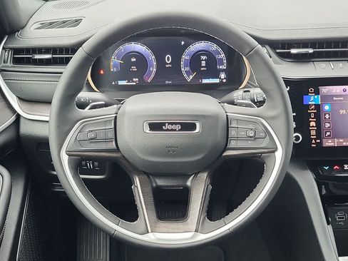 New 2026 Jeep Grand Cherokee L Limited AWD/4WD image 23