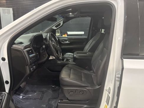 Used 2021 Chevrolet Tahoe Z71 w/ Z71 Off-Road Package image 14