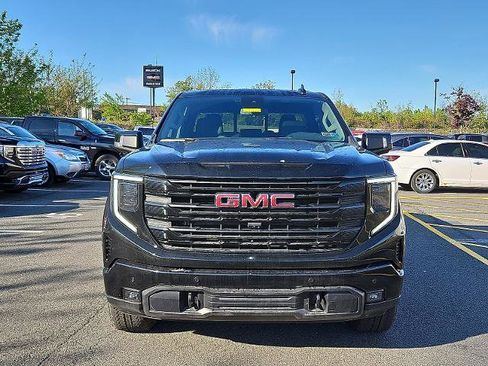 New 2026 GMC Sierra 1500 Elevation AWD/4WD image 2