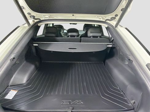 Used 2024 Kia EV6 Wind w/ Wind Technology Package AWD/4WD image 28