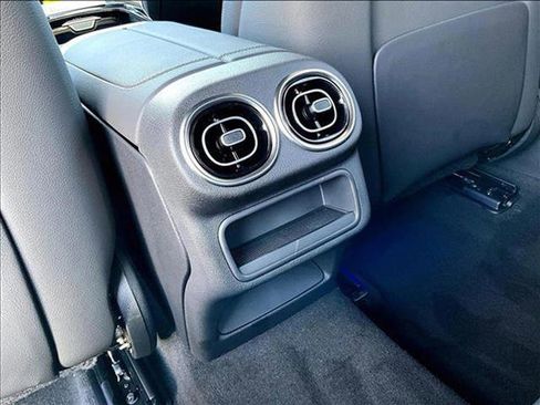 New 2026 Mercedes-Benz GLC 300 image 19