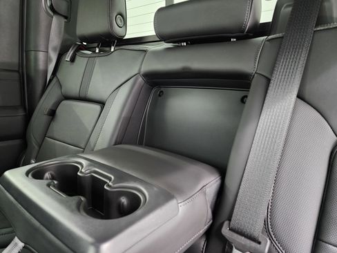 Used 2022 Chevrolet Silverado 2500 High Country w/ Safety Package II image 48