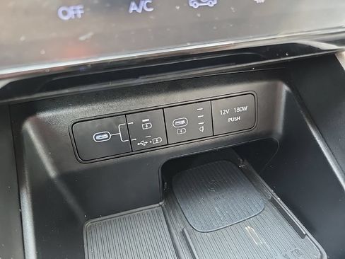 Used 2025 Hyundai Tucson SEL FWD image 47