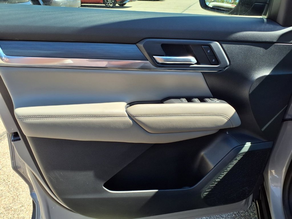 Used 2026 GMC Terrain Elevation AWD/4WD image 19