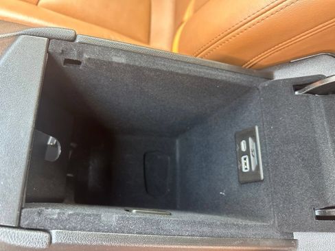 Used 2022 Cadillac XT5 Premium Luxury w/ Technology Package FWD image 36