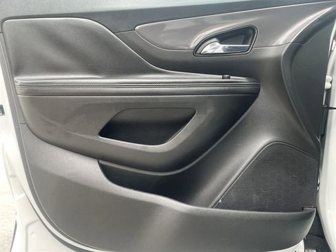 Used 2020 Buick Encore Preferred FWD image 20