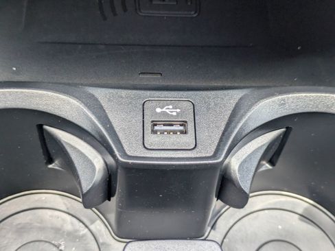 Used 2026 BMW M440i Coupe RWD image 39