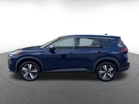 Used 2026 Nissan Rogue SL AWD/4WD image 9