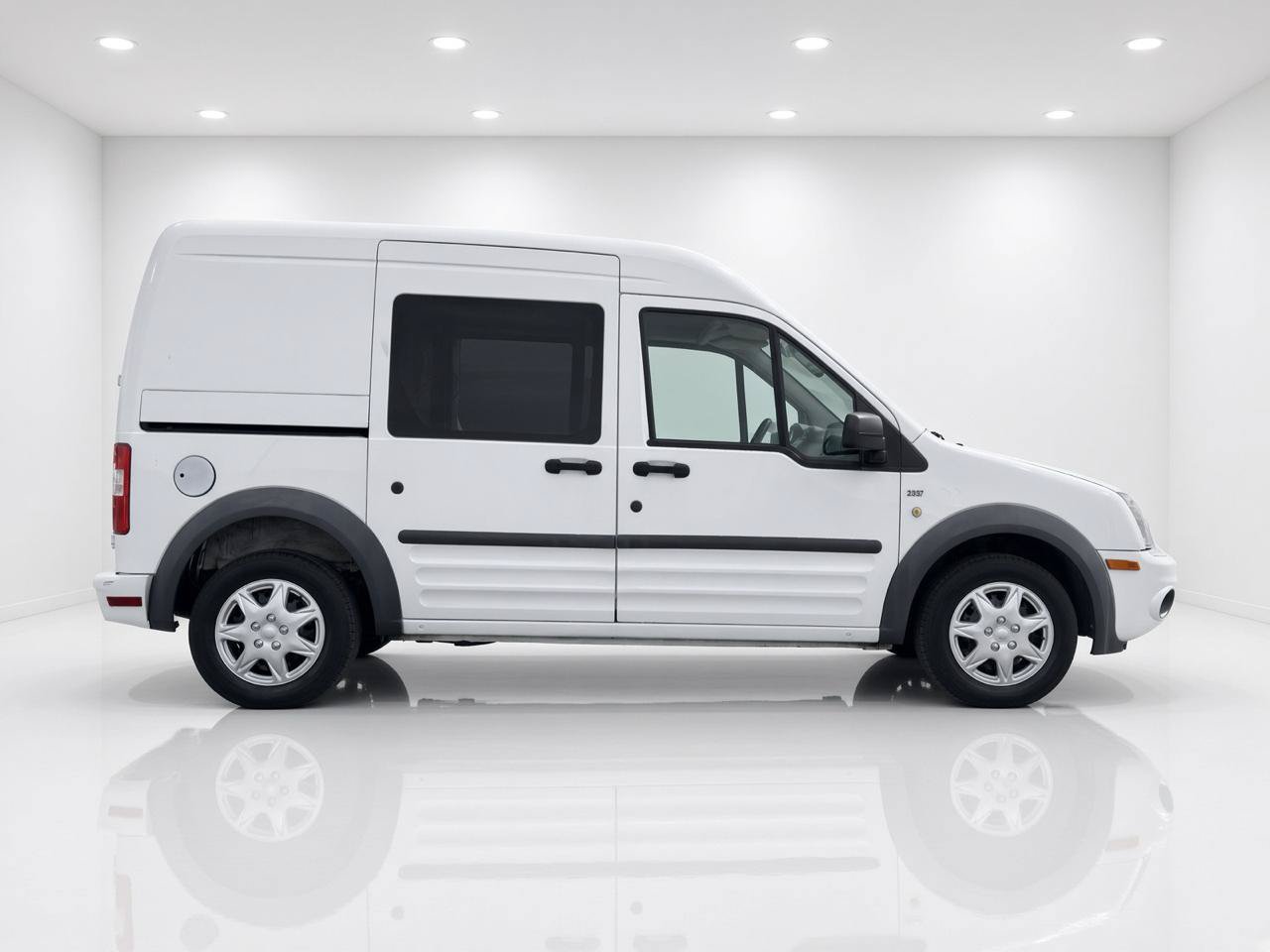 Used 2013 Ford Transit Connect XLT FWD image 7