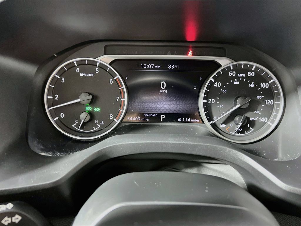 Used 2025 Nissan Rogue SV FWD image 18