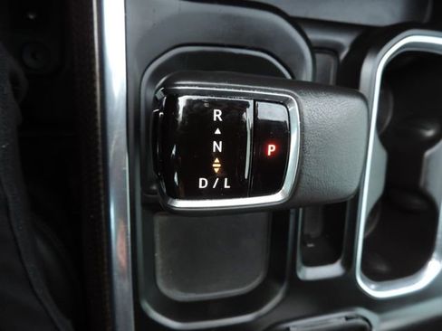 Used 2022 Chevrolet Silverado 1500 RST image 26