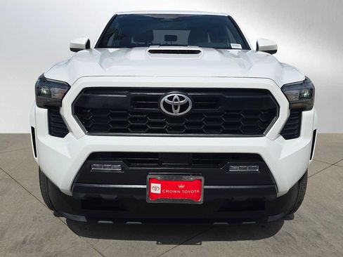 Used 2024 Toyota Tacoma TRD Sport RWD image 8