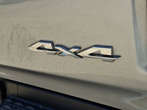 Used 2022 RAM 1500 Big Horn AWD/4WD image 16