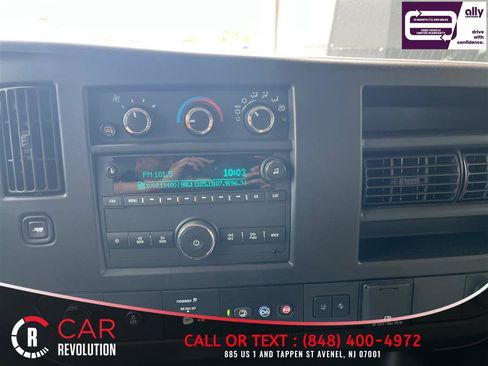 Used 2024 Chevrolet Express 3500 LT w/ LT Preferred Equipment Group RWD image 16