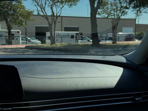 Used 2025 Hyundai Elantra Limited image 36